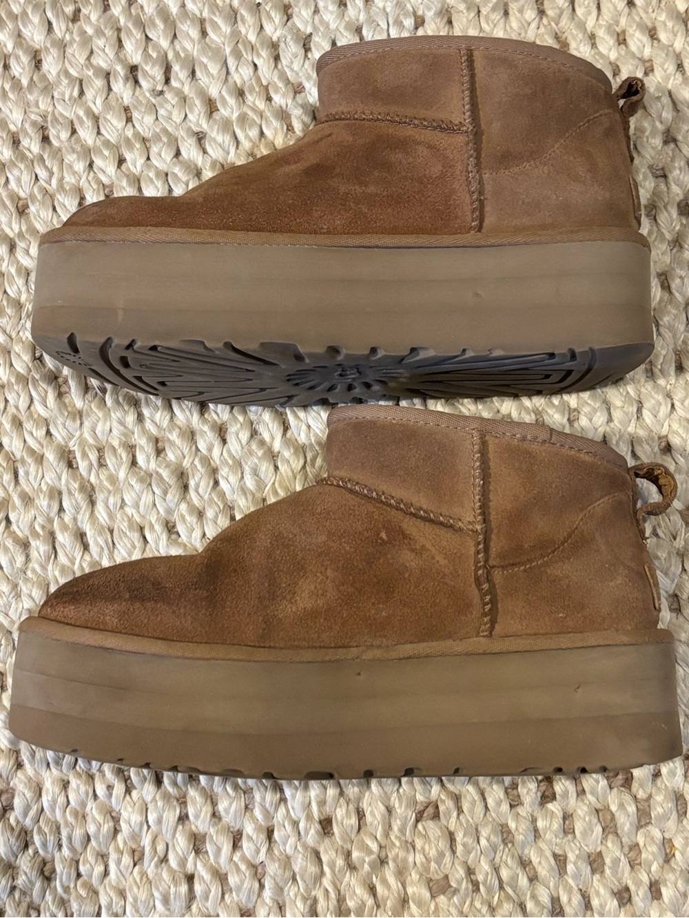 UGG Classic Ultra Mini Platform Boots